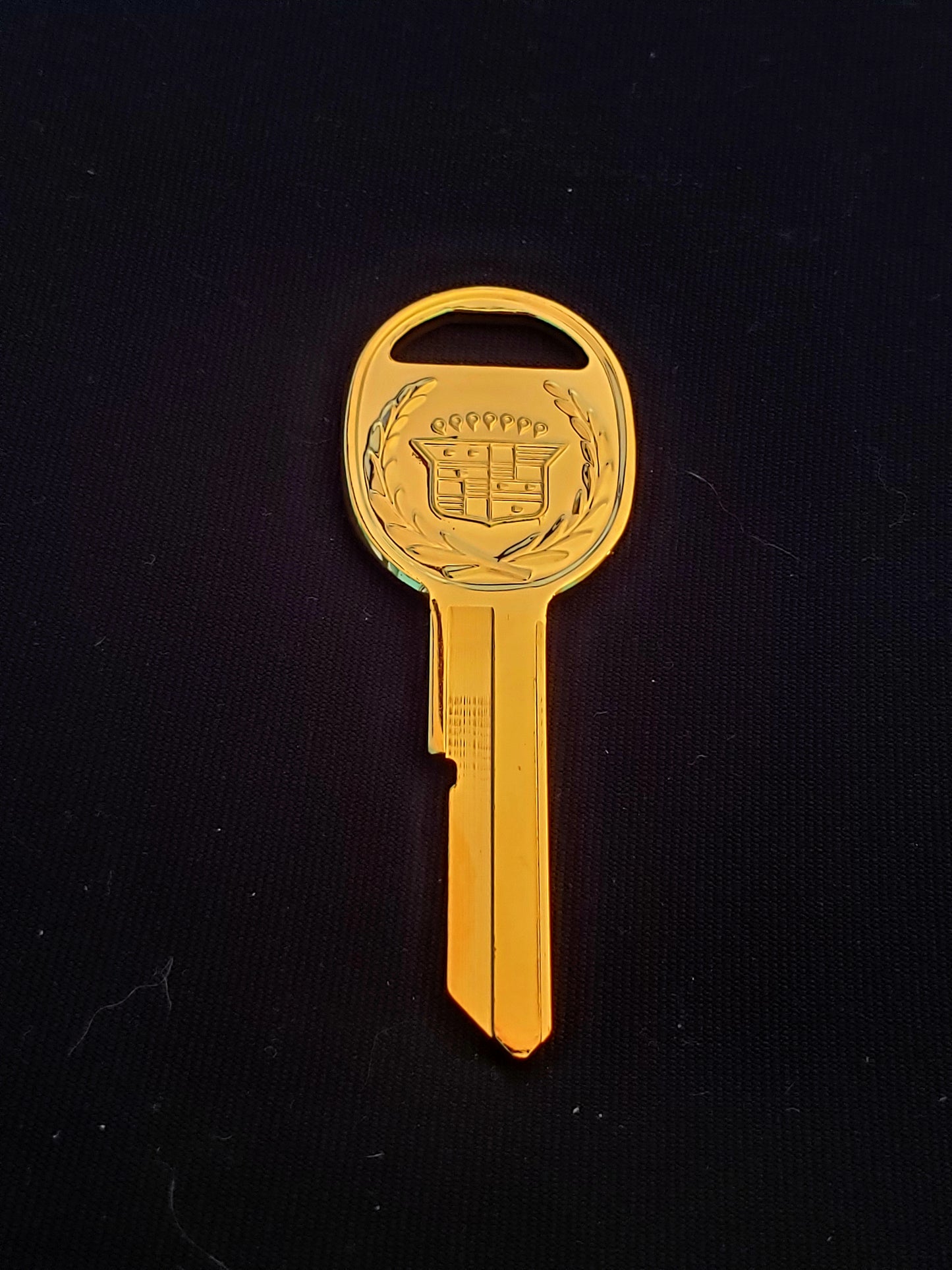 Cadillac Gold D key - back